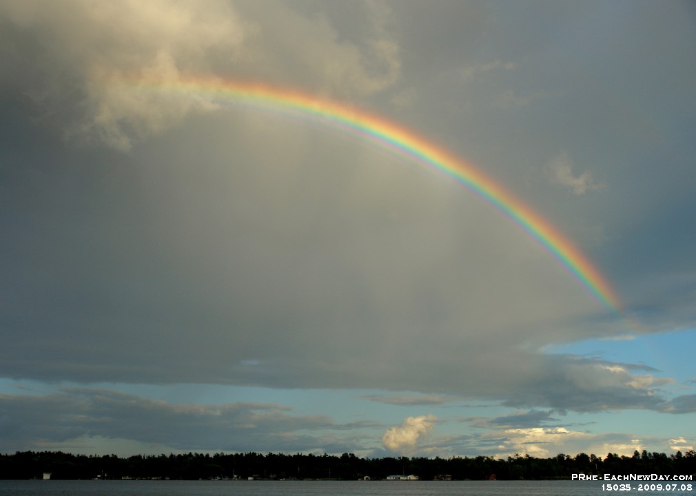 15035CrLeShRo - Thunderheads and rainbows over Sturgeon Lake